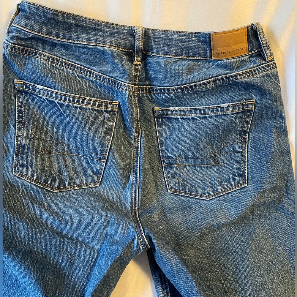 American Eagle Mom Straight Jeans - Picture 4 of 8